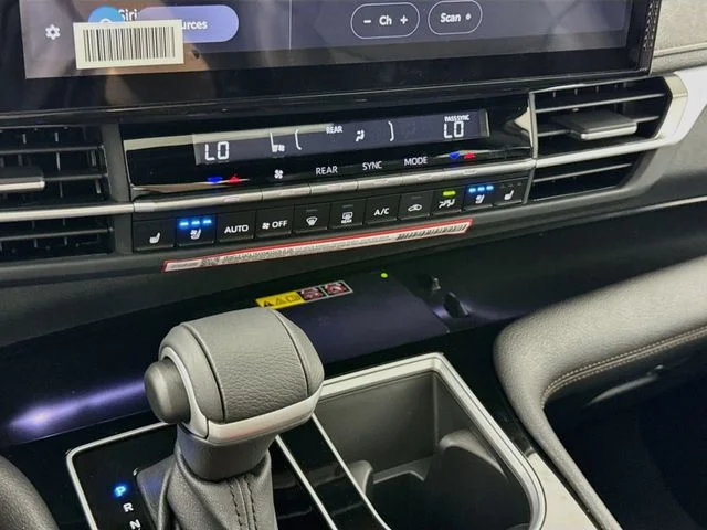 New 2026  Toyota Platinum image 15