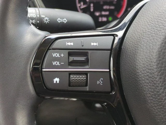Used 2024  Honda EX-L image 24