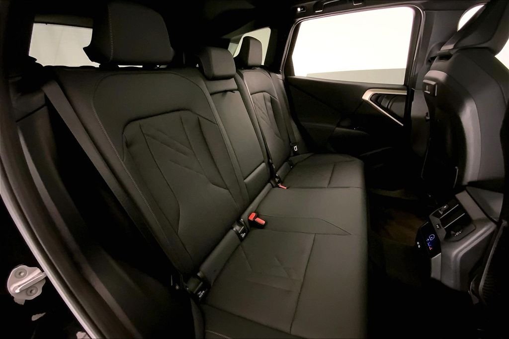 Used 2025 Black Sapphire Metallic BMW  image 15