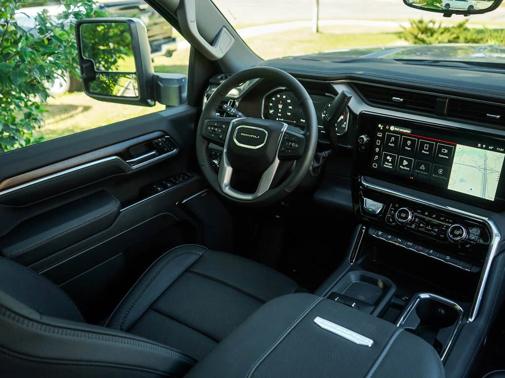 2026 GMC Sierra 3500HD Denali - Photo 13