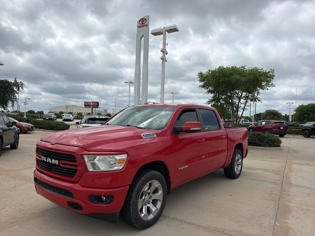 2021 RAM 1500 Big Horn/Lone Star 4x4 Crew Cab 5'7's photo