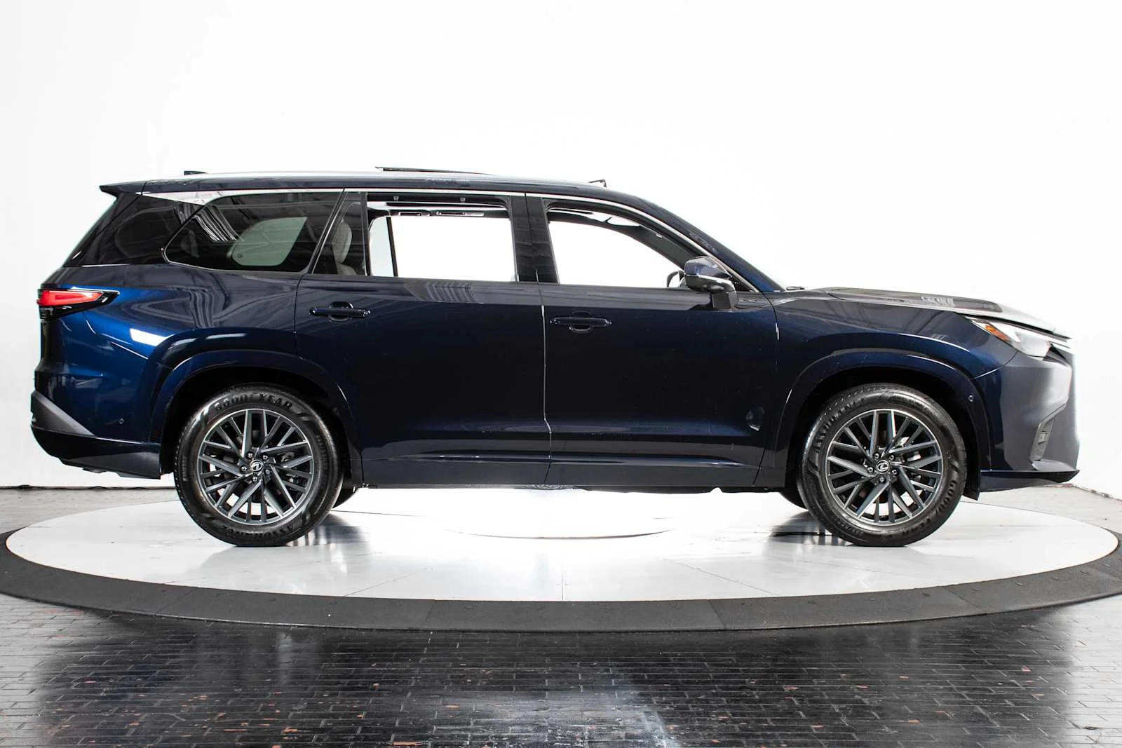 Certified Used 2024 NIGHTFALL MICA Lexus Premium image 8