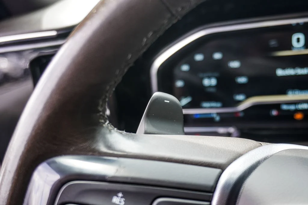 Used 2022 White GMC SLT image 18