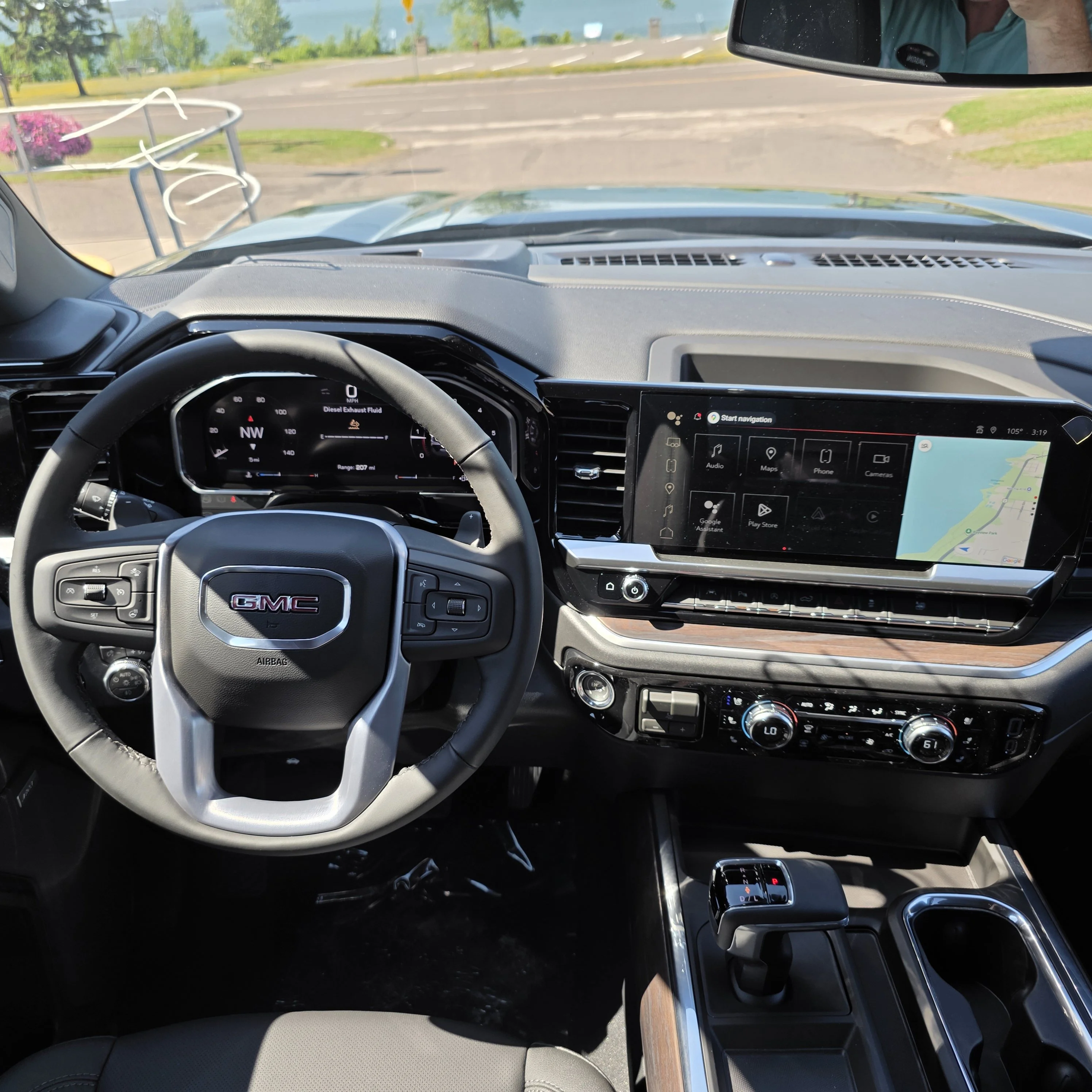 2026 GMC Sierra 1500 SLT - Photo 17