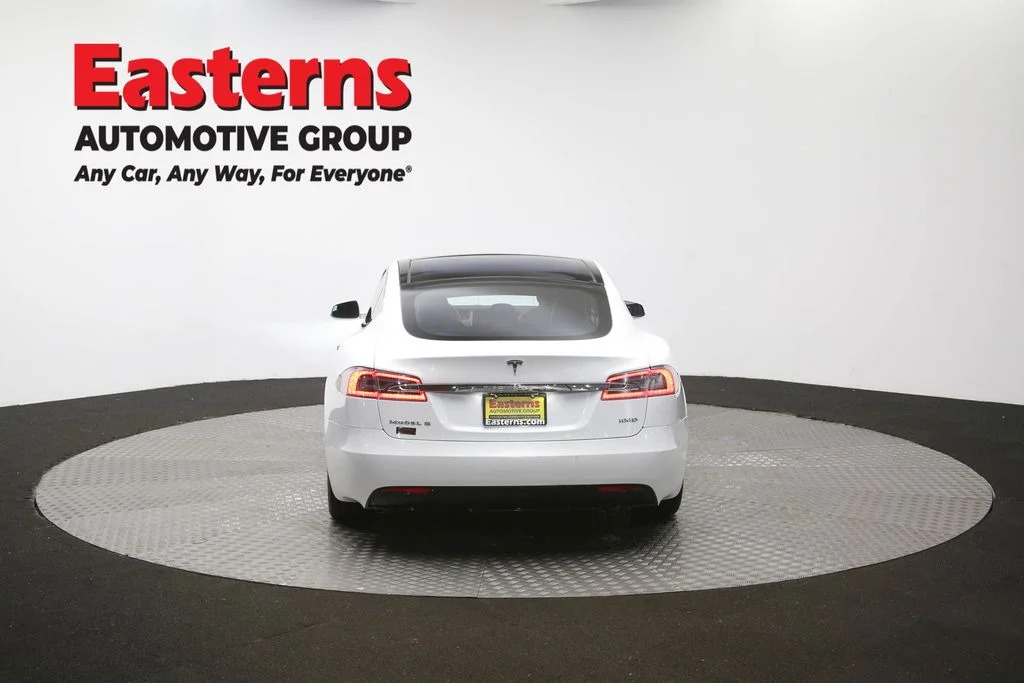 Used 2018 White Tesla 100D image 32