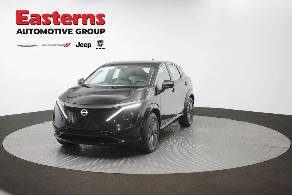 Used 2023 Black Nissan ENGAGE image 55