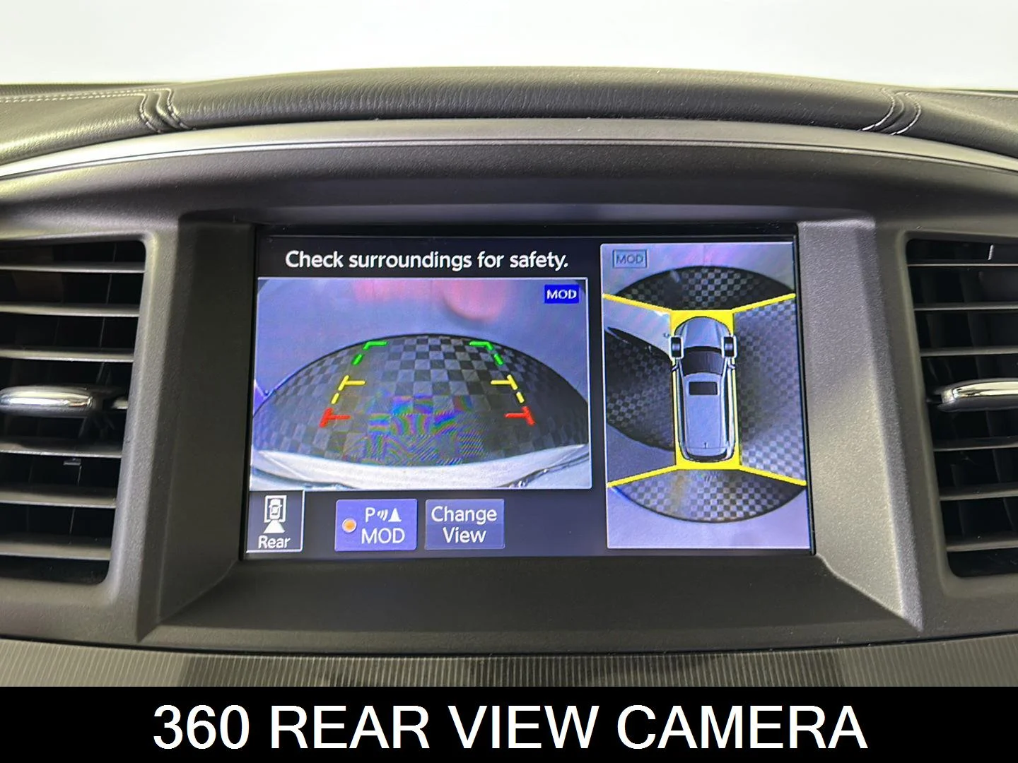 Used 2019 Majestic White INFINITI LUXE image 10