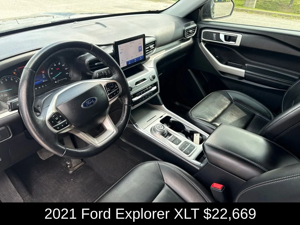 Used 2021 Black Ford XLT image 10