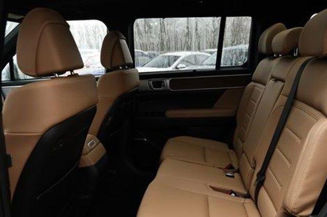 2026 Hyundai Santa Fe Limited - Photo 8