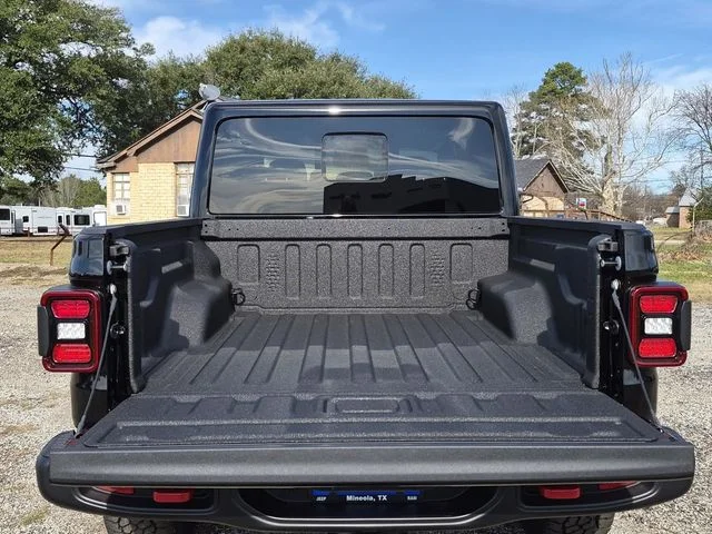 New 2026 Black Clear-Coat Exterior Paint Jeep Rubicon image 11