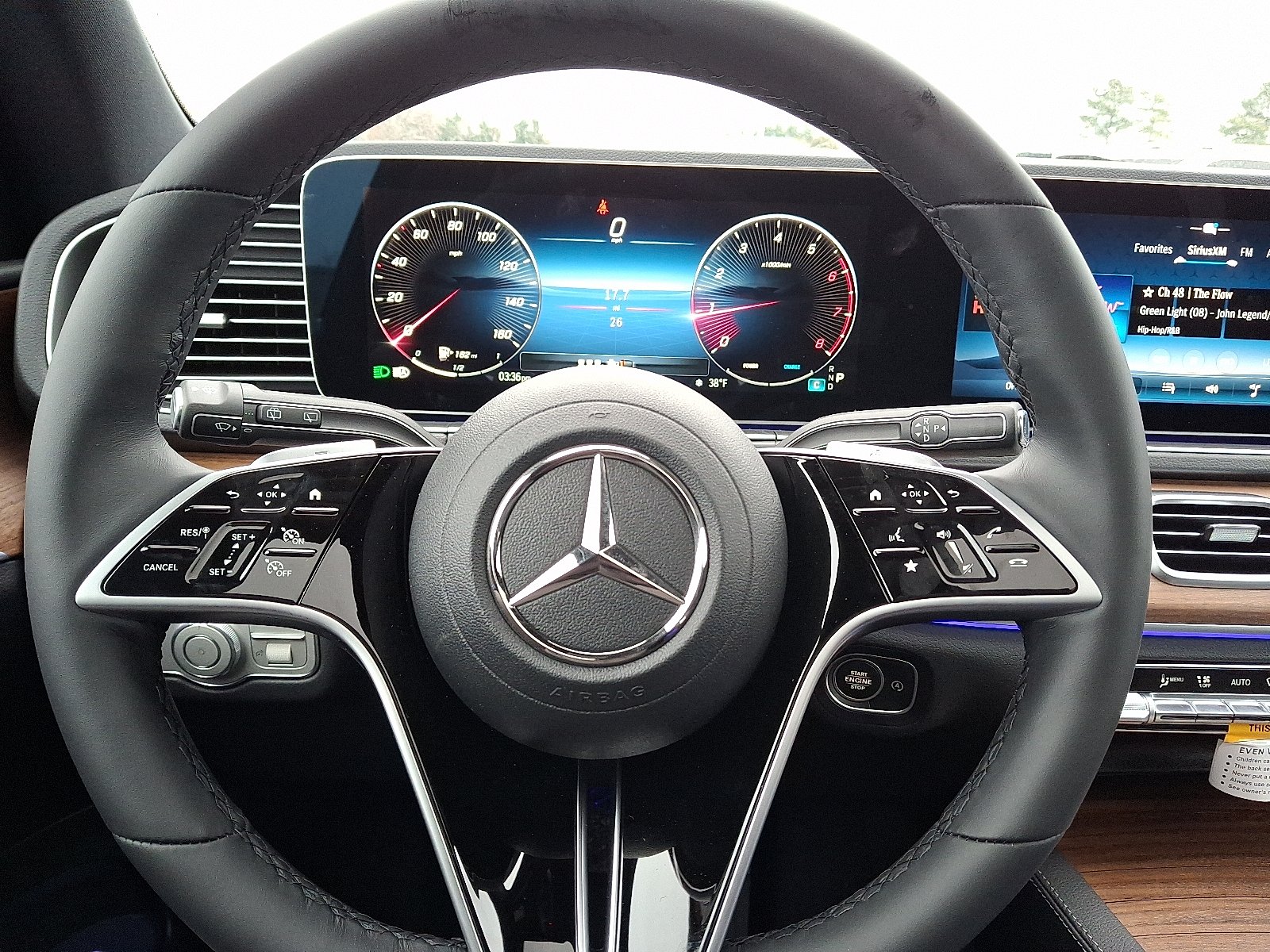 New 2026 Polar White Mercedes-Benz GLE 350 image 17