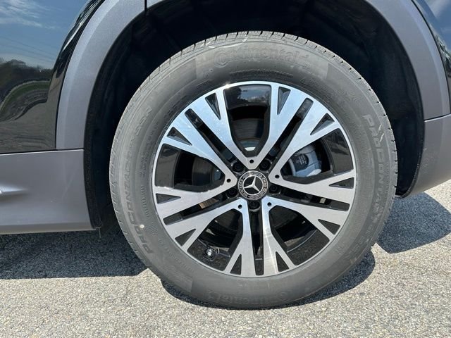 New 2026 Night Black Mercedes-Benz GLB 250 image 10