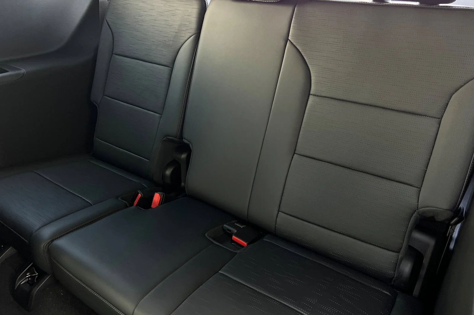 2026 Buick Enclave Sport Touring - Photo 13