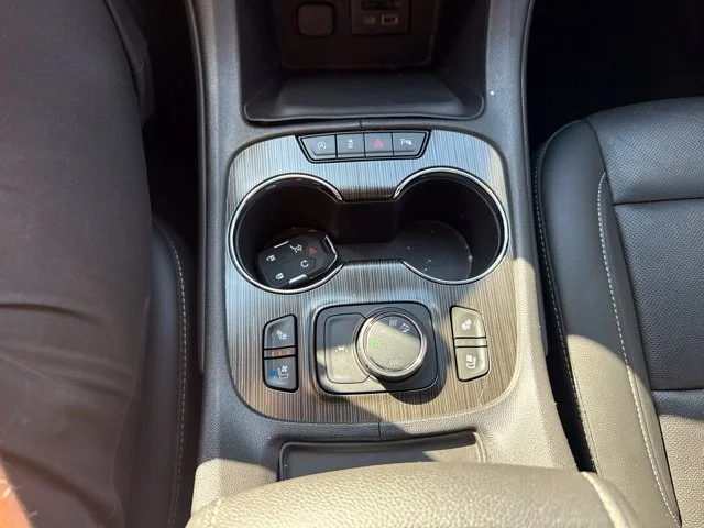 Used 2022 Gray GMC SLT image 20
