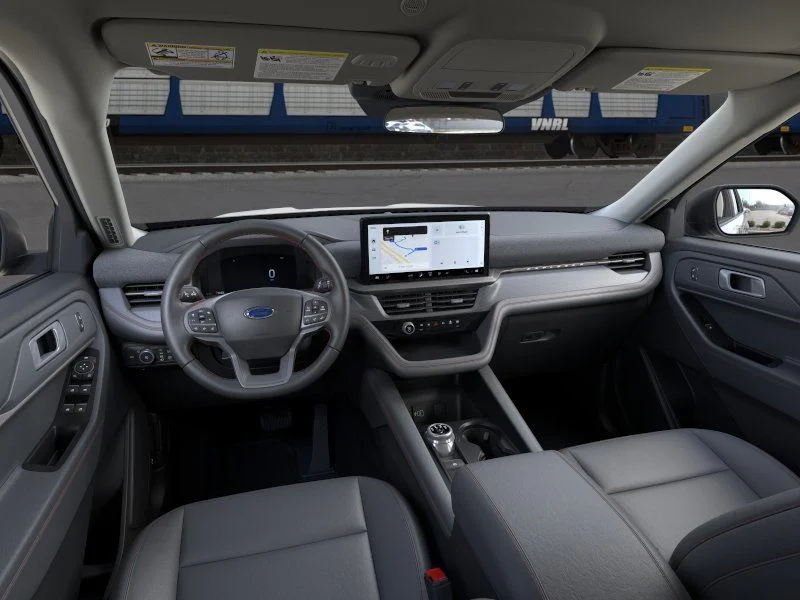 New 2026 Star White Metallic Tri-Coat Ford Active image 10