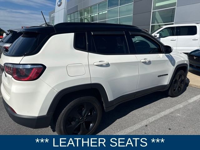 Used 2019 White Jeep Latitude image 3