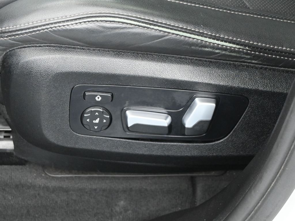 Certified Used 2023 White BMW sDrive40i image 12