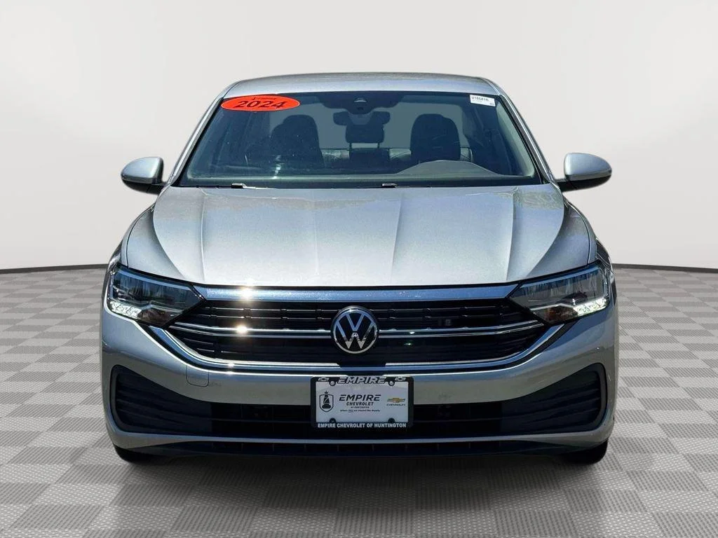 Used 2024 Volkswagen Jetta S with VIN 3VW5M7BU4RM025087 for sale in Huntington Station, NY