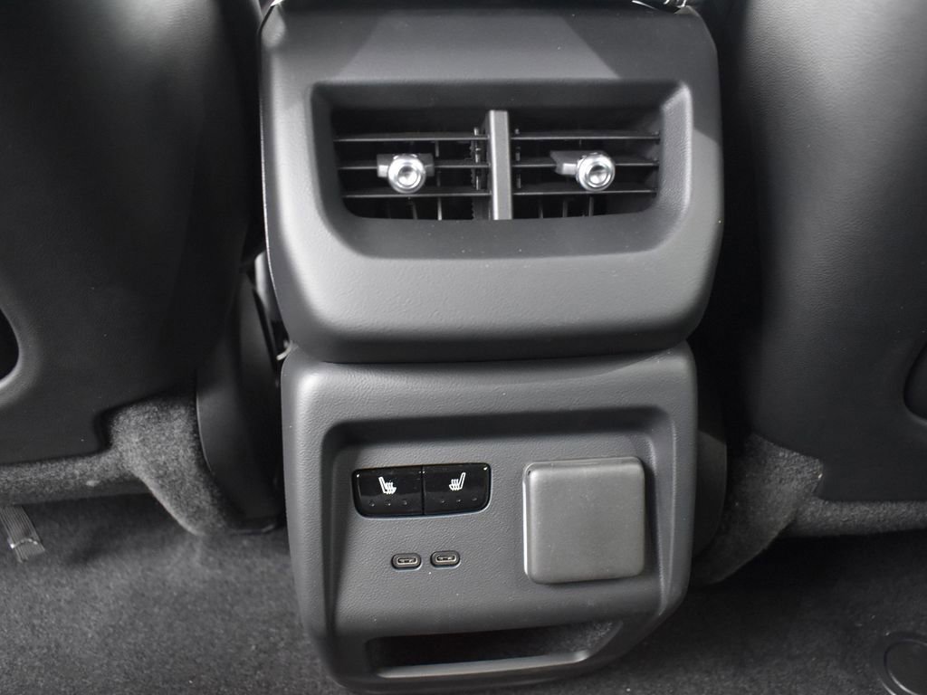 2026 CADILLAC OPTIQ - Image 28