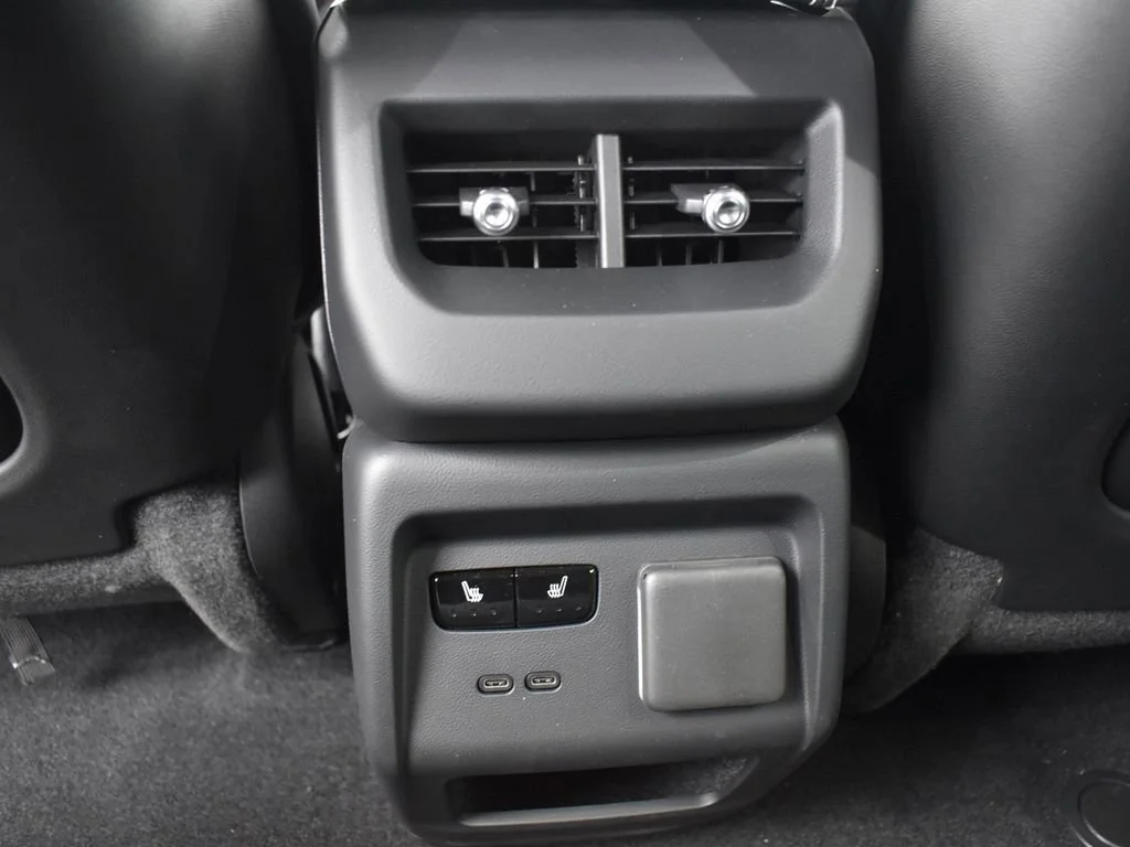 2026 Cadillac OPTIQ Premium Sport - Photo 29