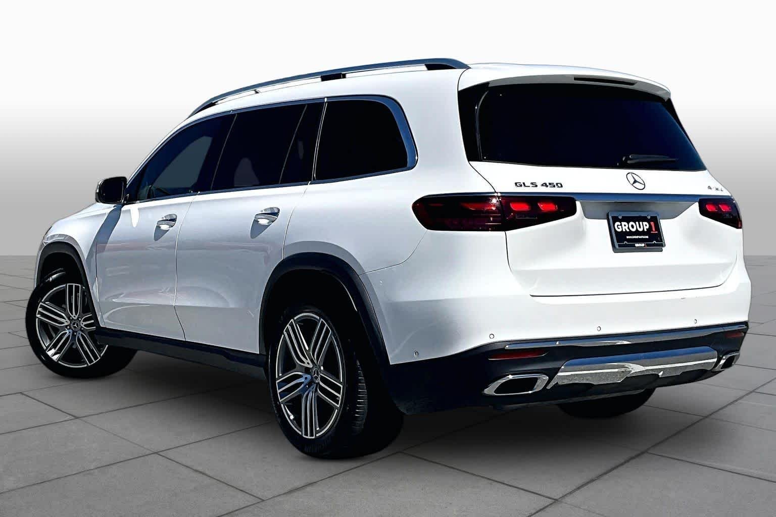 Used 2025 Polar White Mercedes-Benz GLS 450 image 12