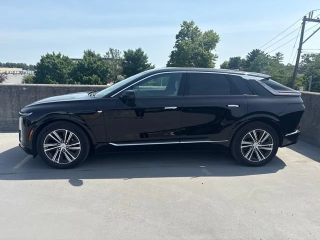 Certified 2024 Cadillac LYRIQ Luxury 1 with VIN 1GYKPPRL2RZ116197 for sale in Bethesda, MD
