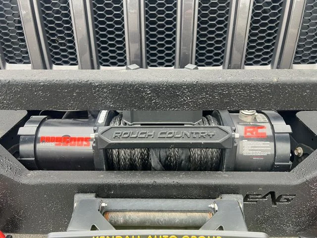 Used 2021 Crystal Metallic Jeep Unlimited Rubicon image 18