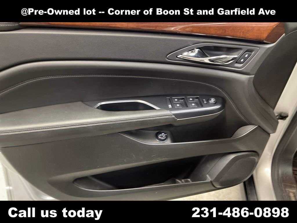 Used 2013 Silver Cadillac Luxury image 15