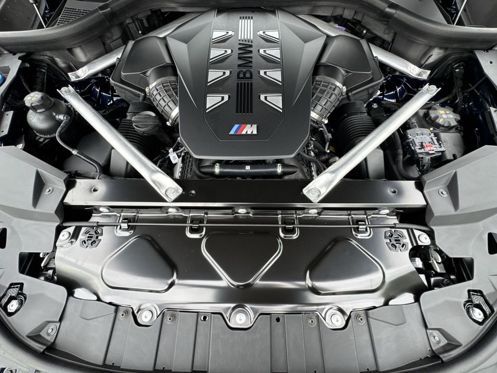 New 2026 Tanzanite Blue II Metallic BMW M60i image 18