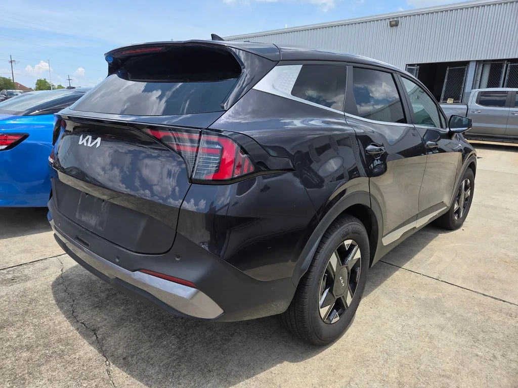 Certified Used 2026 Gray Kia LX image 4