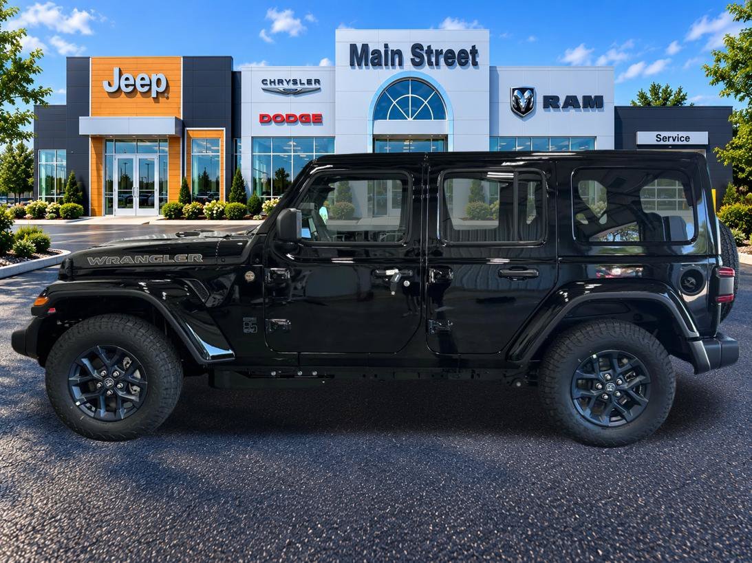 New 2026 Black Clear-Coat Exterior Paint Jeep 85th Anniversary Edition image 2