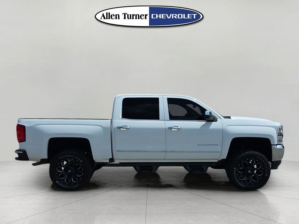 Used 2018 White Chevrolet LTZ image 3