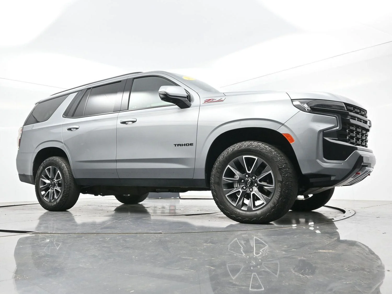Used 2024 Sterling Gray Metallic Chevrolet Z71 image 50