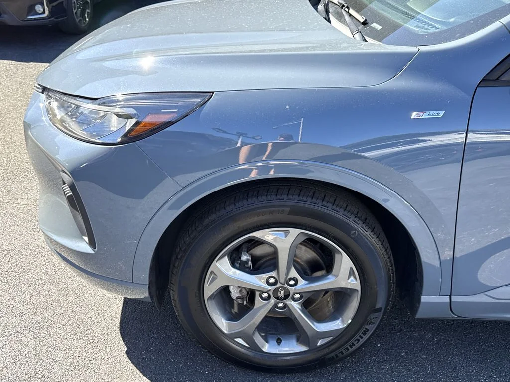 Used 2023 Blue Ford ST-Line image 10