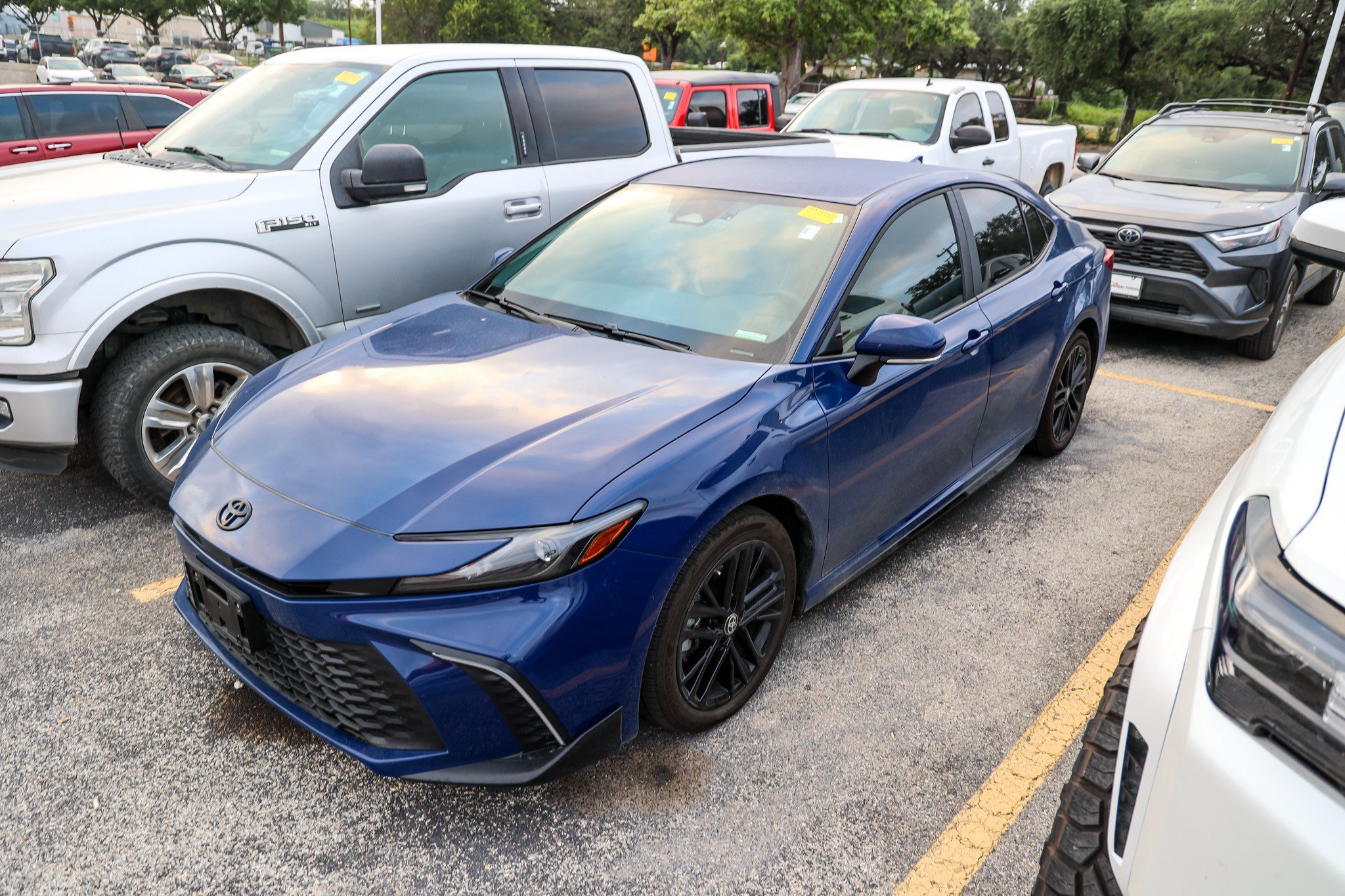 Used 2025 RESERVOIR BLUE Toyota SE image 2