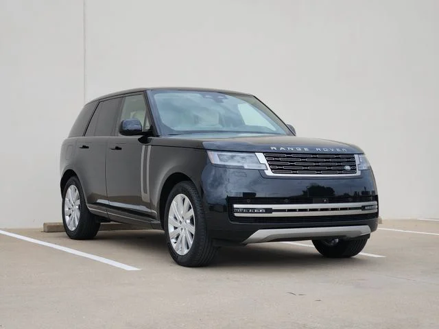 Certified Used 2024 Black Land Rover SE image 3