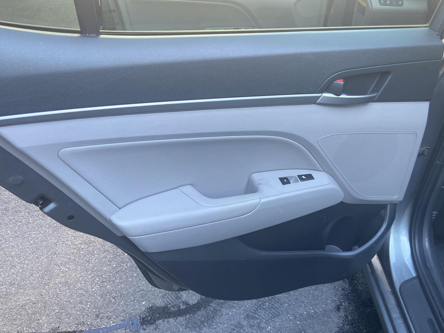 Used 2017 Galactic Gray Hyundai Limited image 13