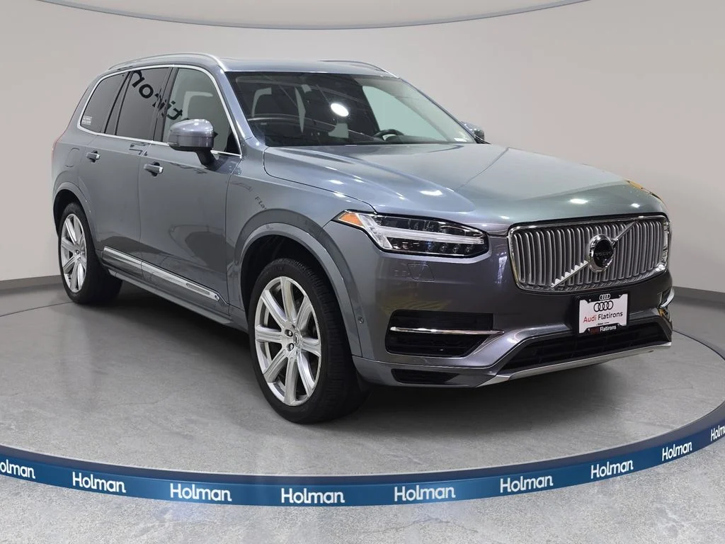 Used 2017 Gray Volvo T8 Inscription image 4