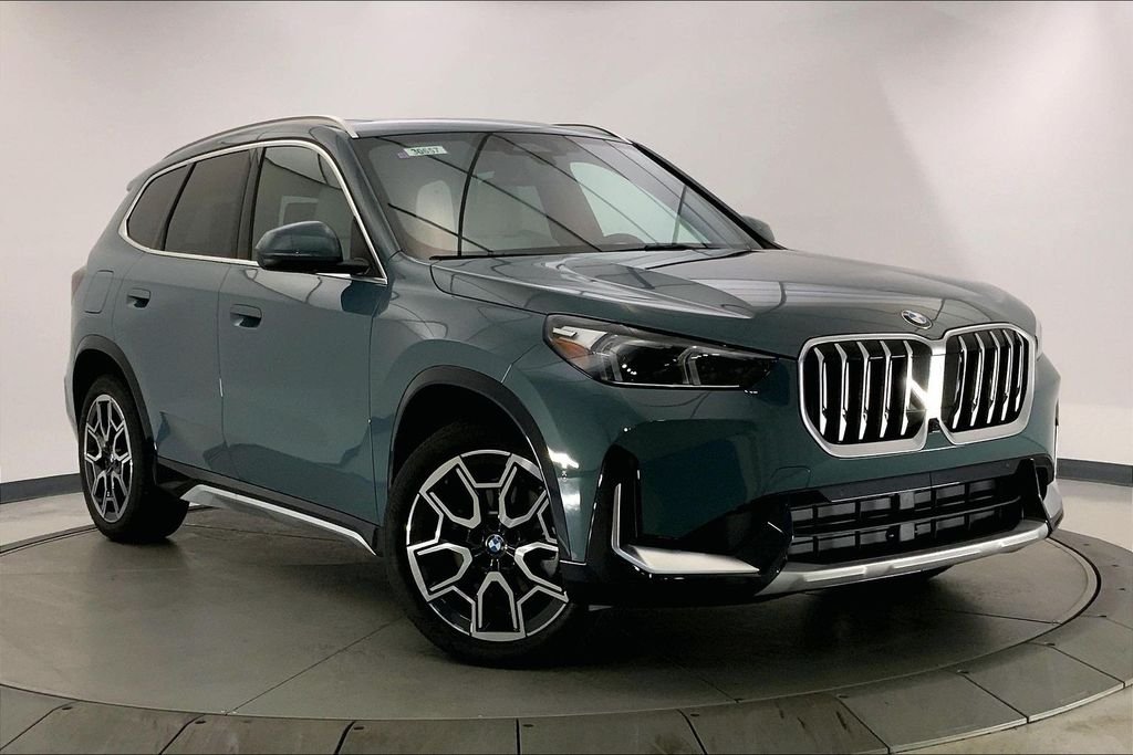 2026 BMW X1 28i | CarEdge | CarEdge