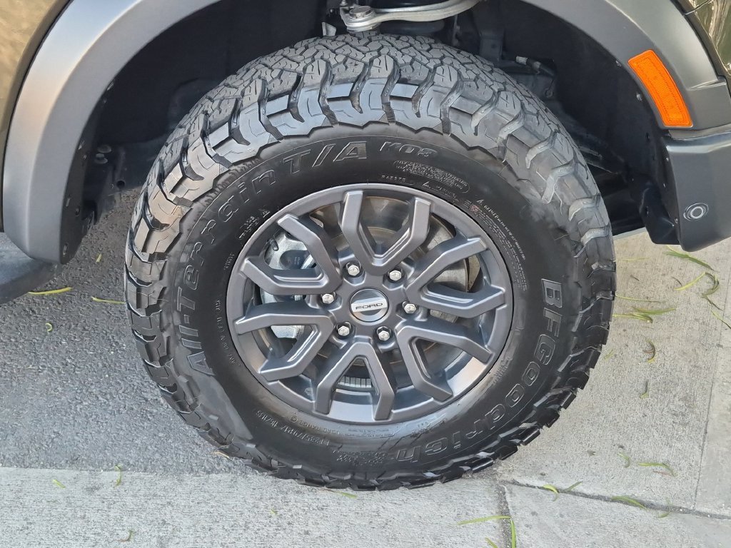 Used 2024 Green Ford Raptor image 29