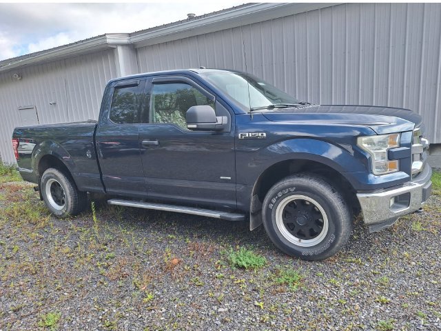 Used 2015 Blue Ford XLT image 3