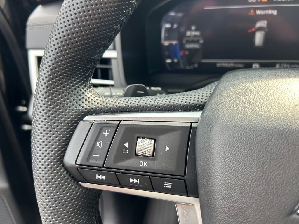 Certified Used 2023 Black Mitsubishi SEL Black Edition image 14