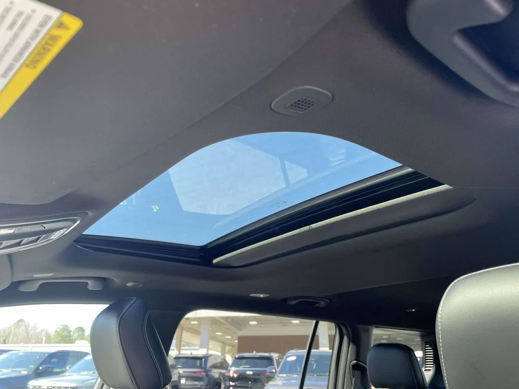 New 2026 Bright White Clearcoat Jeep Altitude image 28
