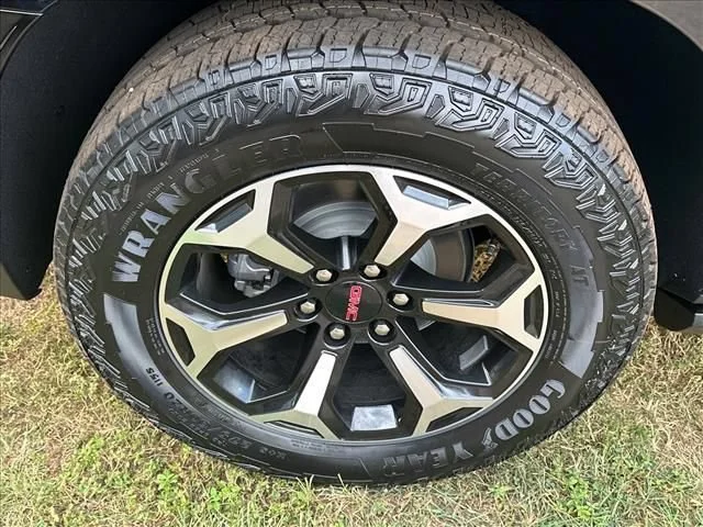 New 2026 Onyx Black GMC AT4 image 16