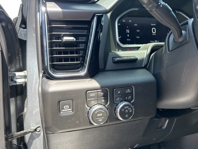 2026 GMC Sierra 3500HD Denali Ultimate - Photo 18