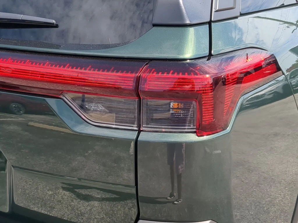 2026 Subaru Outback Limited - Photo 9