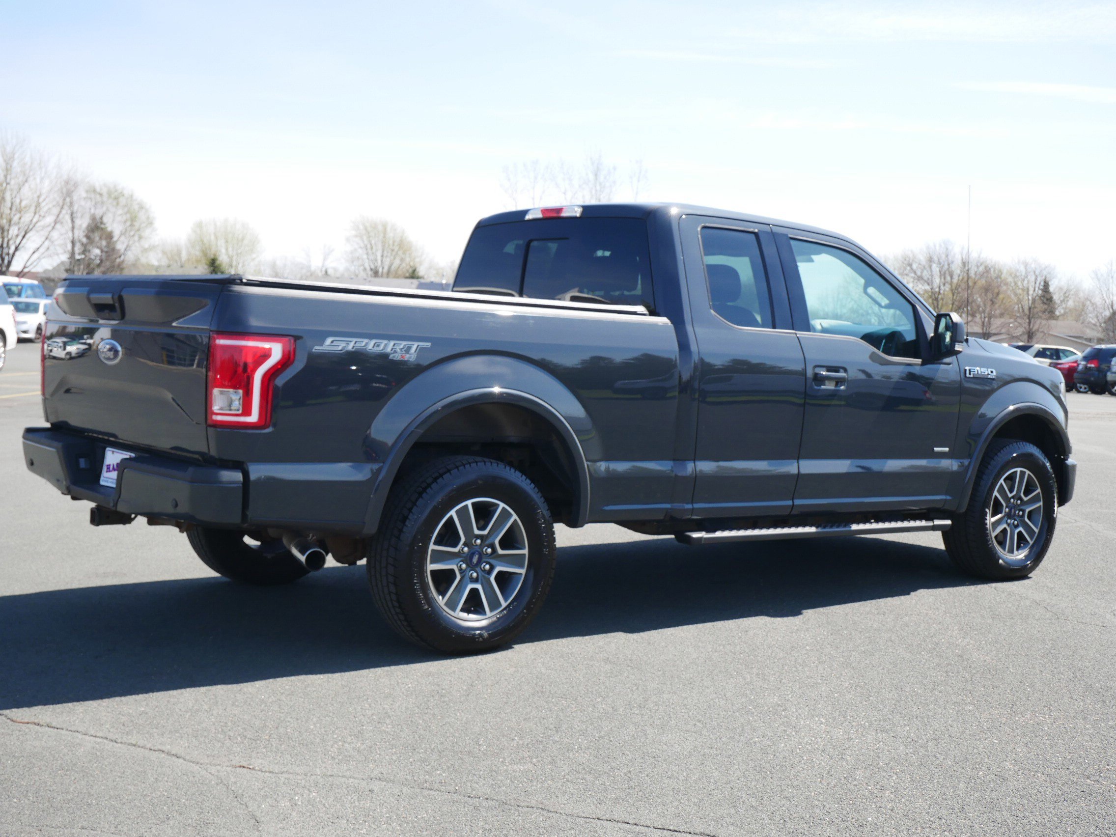 Used 2016 Gray Ford XLT image 5