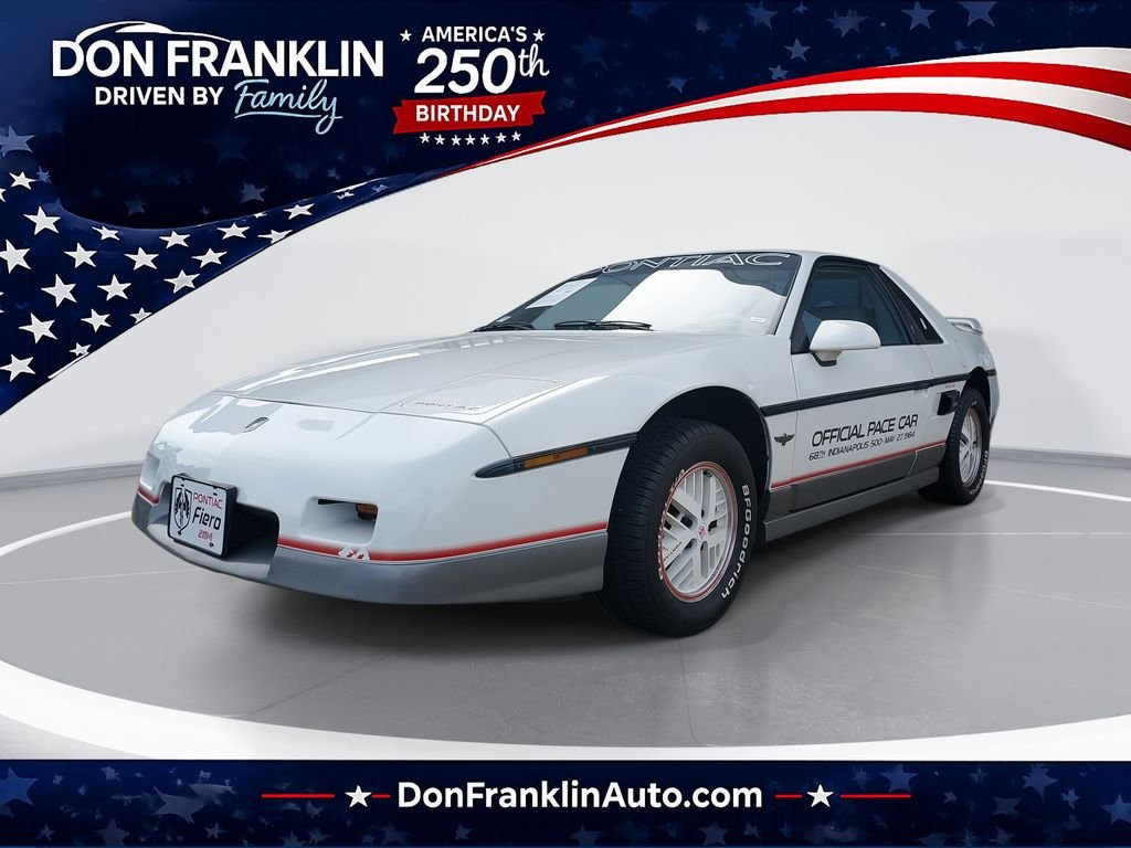 Used 1984  Pontiac SE image 1