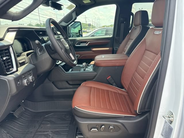 New 2026 Glacier White Tricoat GMC Denali Ultimate image 13