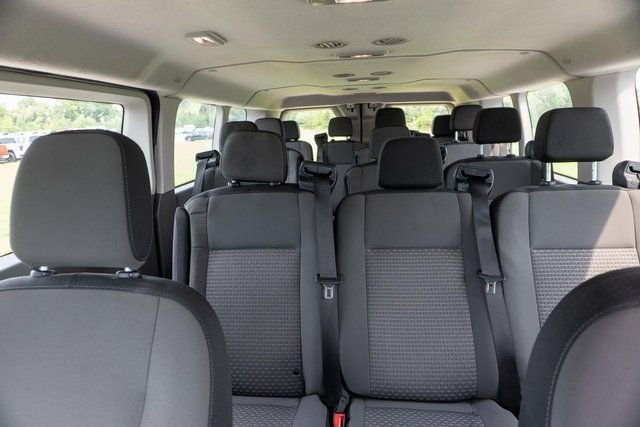 Used 2024 Oxford White Ford XLT image 13